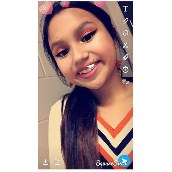 Meet your Posher, Camryn - Picture 1 of 1